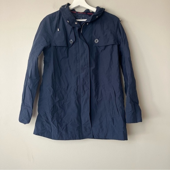 Tommy Hilfiger Zip Up Snap Navy Rain Jacket with Hood Medium - Picture 1 of 10